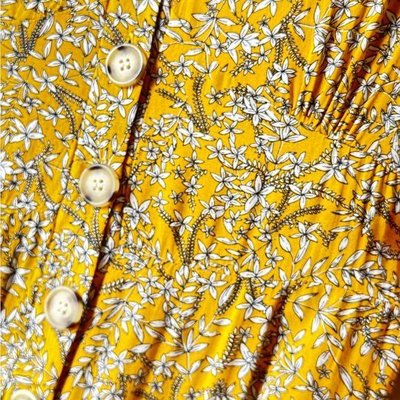 Sweet Floral Button Up Wideleg Romper • S - Picture 3 of 5